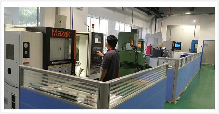 compression molding plastic.jpg